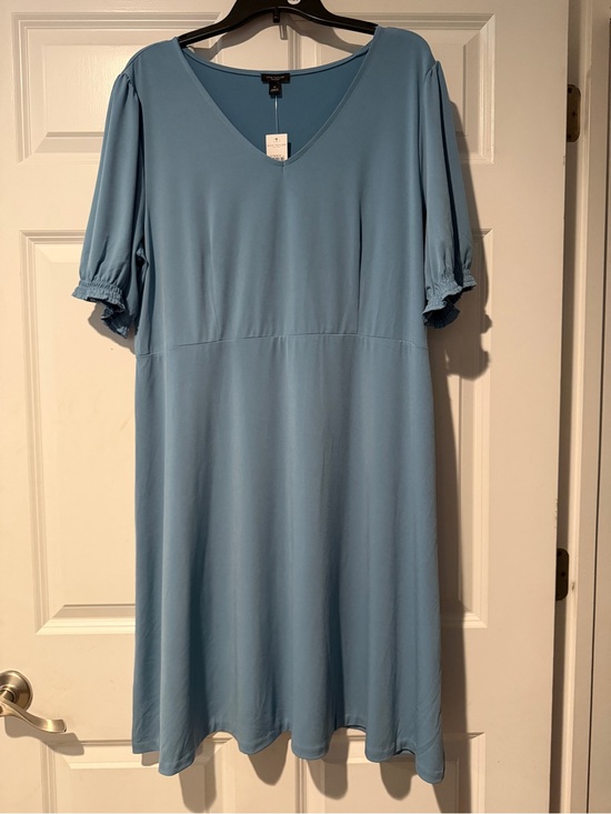 Ann Taylor Factory Dresses & Skirts - Anne Taylor Light Blue V-Neck Midi Dress